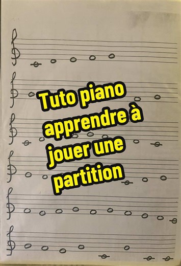 Hello, aujourd’hui je vous montre comment jouer une partition au piano On monte un peu de niveau, si vous avez du mal, j’ai fait une vidéo un peu plus facile :) ! #piano #tuto #tutopiano #solfege #fyp