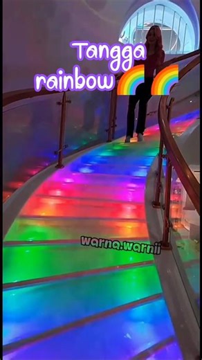 tangga yang bisa menyala 😱😱 #shorts #short #viralvideo #youtubeshorts #viral