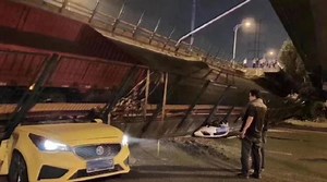 Three dead in China bridge collapse