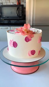 438K views · 5.4K reactions | Wow! Gorgeous!  | Amazing Cake Decorating | Facebook