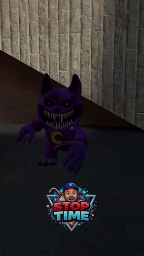 I'm running away from Catnap and Prototype in Garry's Mod !