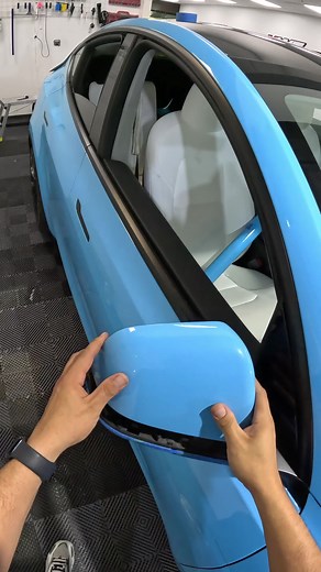 Introducing the Wrap-U-ezee Slide-In for Effortless Car Wrapping