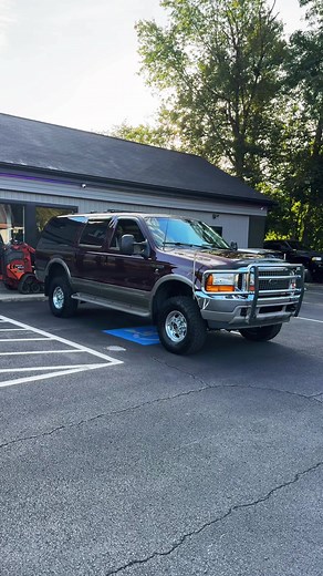 Ford Excursion Cummins Swap | 12 Valve Turbo Diesel Engine