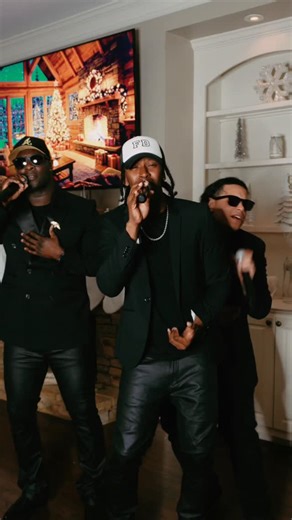 Final Draft on Instagram: "3 More Days Til It’s Show Time 🙌🏽🙌🏾🙌🏿 Shoot Over To Officialfinaldraft.com To Get Your Autographed Ticket 🙂 December 20th @ 9pm (est) Virtually Live Stream On Facebook & TikTok 🎁🎶🎄 Happy Holidays ❄️"