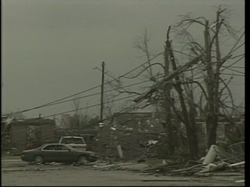 Hoisington tornado damage from April 2001