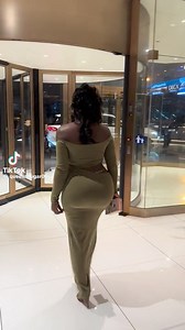 182K views · 438 reactions | Bon , depuis deux mois , ton mari rentre tard et puis il ne te touche plus , et puis il est devenu très nerveux…et puis tu fais tes enquêtes , voilà celle qui va rejoindre ton mari à un rendez vous . Ma sœur, rentre chez toi, plie tes bagages, surtt pas la peine de prendre jeun et prières, vas en famille  | Nicole Mireille Didier | Facebook