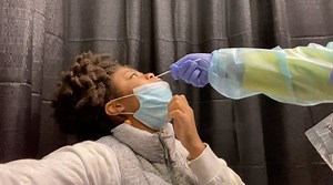 As more students move to campus for the spring semester, GW continues to prioritize the health and safety of our community. In this vlog, Anne takes us through her quarantine and testing experience 😷 #GWConnectToCampus Learn more about GW's COVID-19 response ➡️ go.gwu.edu/covid | The George Washington University