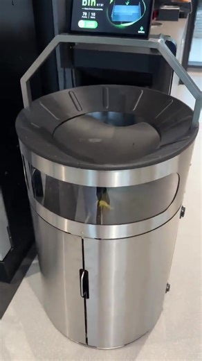 Robotic Trash Can for Efficient Waste Management
