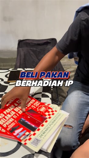 RAMADHAN SALE BLANJA DAPAT IPHONE 🥳🤩 on Instagram: "AMBONNNNNNNNNNNNNNN...... BELANJA DI DEMARS BISA DAPAT IPHONE 🥳🤩 MULAI TANGGAL 12 FEB - 5 APRIL 2025 BERBELANJA MENDAPATKAN VOCER UNDIAN MINIMAL TRANSAKSI 100 K BERLAKU KELIPATAN 🫶🏼 HADIAHNYA 🎁 1 UNIT IPHONE 11 1 UNIT IPHONE XR 1 NIKE AF ONE 1 PUMA SPEEDCAT 1 ADIDAS SPZIAL ICEBLUE 1 NEW BALANCE 574 HADIAH DIUNDI TANGGAL 6 APRIL JAM 20.00 SELAMAT BERBELANJA SEMOGA BERUNTUNG ✅ (BERLAKU PEMBELIAN ONLINE/OFLINE STORE 1&2) #demars #demarspurw