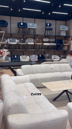 🔥 NOUVELLE GAMME LILO – EXCLU ZOLI99 🔥 Design moderne, confort XXL et tissus anti-taches… la gamme LILO est arrivée chez Zoli99 😍 Canapés, fauteuils, modules… tout pour créer ton salon parfait ✨ 🚚 STOCK DISPONIBLE – LIVRAISON IMMÉDIATE Pas d’attente de 3 mois, tu commandes, tu reçois 💪 📍 Disponible dans tous nos magasins Zoli99 : 🇫🇷 FRANCE • Saint-Brice-sous-Forêt – 2 rue René Cassin, 95350 • Fâches-Thumesnil – Centre commercial Auchan, 59155 🇧🇪 BELGIQUE • Estaimpuis – Rue J. Vantieghe