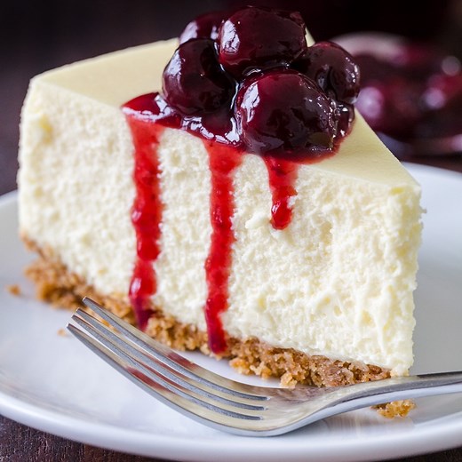 How to Make a Classic (ULTRA-CREAMY) Cheesecake RECIPE: https://natashaskitchen.com/cheesecake-recipe/ | NatashasKitchen.com