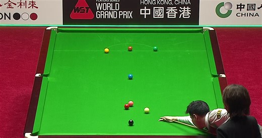 World Grand Prix: Xintong Zhaong will pinke Kugel einlochen - aber das gelingt ganz anders als eigentlich geplant