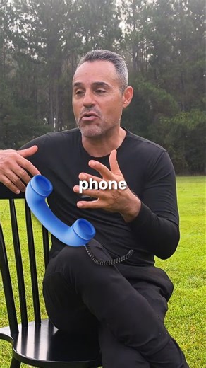 Are your guests expecting hotel style service? 🏨🙋🏻‍♂️ 📲 Many travelers still think they’re booking a hotel, not a short-term rental. That’s why communication is everything — set clear expectations before arrival to avoid 2 AM calls. Make communication part of your hosting strategy 🙌 #shorttermrental #airbnb #propertymanagement #guestcommunication #vacationrental #hospitalityindustry #airbnbhosts #realestatetips | HOS Premium Services