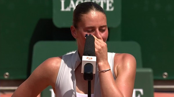 'Un missile a frappé près de la maison de mes parents' : l’émotion de Marta Kostyuk après son 1er tour à Roland-Garros - RTBF Actus
