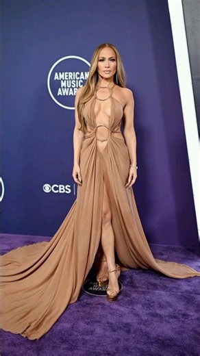 Find out how many albums Jennifer Lopez has sold #singer #sales #musicvideo #shorts #jlo