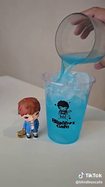 Discover Blue Lemonade at Blind Box Cafe