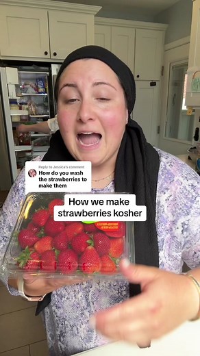 How to Wash Strawberries for a Kosher Diet