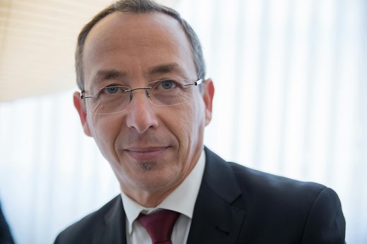 Axos Bank CEO Garrabrants: Leadership Style and Bank Updates