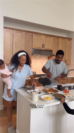 Kam Williams on Instagram: "#ad When you’re on a GLP-1, fiber shouldn’t be optional! I’m happy to partner with @Benefiber 💚 These Prebiotic Fiber Gummies fit right into my morning routine & they taste so good and help me stay consistent with my goals! #BenefiberPartner #FeedYourGut #FlourishFromWithin"