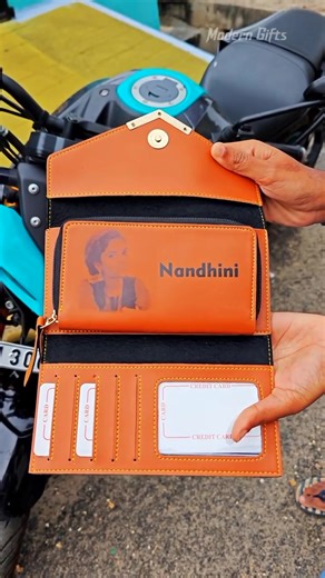 950K views · 81 reactions | Carry Love Everywhere You Go! Surprise your partner with our Couple Wallet Collection – stylish, matching, and personalized just for you two. Order now & gift a daily reminder of your love! Order Now  www.moderngifts.in  +91 94889 7881 | Modern shop | Facebook