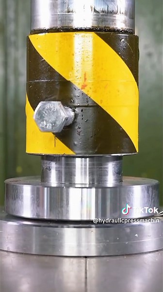 Hydraulic Press Machine: Satisfying ASMR Experience