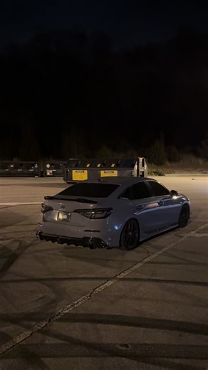 Explore the 2022 Honda Civic Sport in Sonic Grey