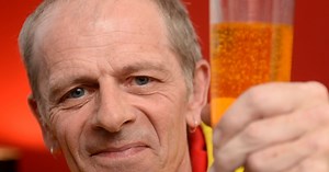 Irn Bru fanatic produces 'make your own' step-by-step home brew guide