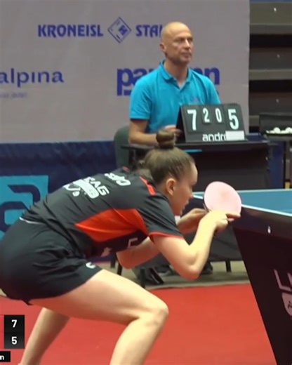 Tischtennis Bundesliga Österreich on Instagram: "🏓 Match Highlights | Andrea Pavlovic vs. Olha Ponko Die Linzer Serie geht weiter! 🔥 Andrea Pavlovic setzt den nächsten klaren Akzent und gewinnt ihr Match gegen Olha Ponko mit einem deutlichen 3:0 ✅ Mit viel Tempo, präziser Platzierung und aggressivem Angriffsspiel dominierte Pavlovic die Ballwechsel und brachte LINZ AG Froschberg weiter auf Erfolgskurs 💪✨ 🎥 Hier die stärksten Ballwechsel aus dem dritten Spiel! #LinzAGFroschberg #Tischtennis #