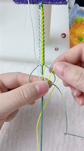 How to tie a beautiful bracelet #diy #craft #bracelet celet