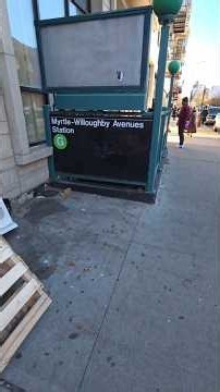 This is Myrtle-Willoughby Avenues Station G line #nyct #nycta #subway #subwaytrain