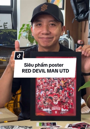 Siêu phẩm poster Red Devil với 100 cầu thủ và HLV của Manchester United từ xưa đến nay, fan MU chốt ngay cho bộ sưu tập của mình nha #huyposter #posterbongda #manchesterunited #RedDevil
