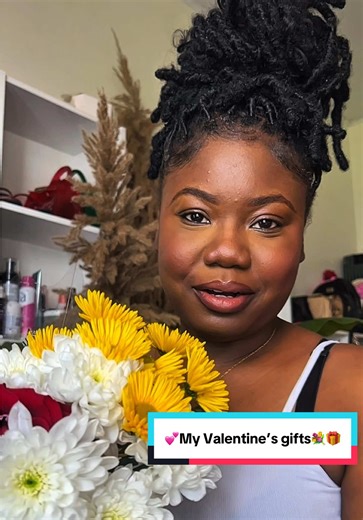 Valentines gifts unboxing🎁💐 @SHEIN @AfroSu 2017 #ipada16 #pinkipad #valentinesdaygift #mayagrace #sheinfinds