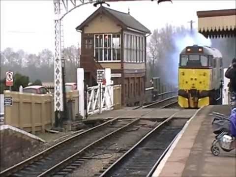 Class 31 diesel locomotive cold start and other smokers!