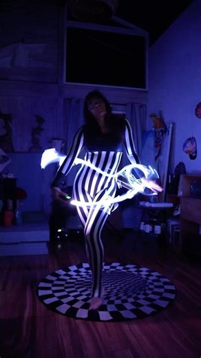 #Lightwhipping #dance #lightshow #flowarts #flow #bitwhip #pixelwhip #spacewhip ​⁠