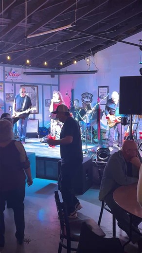 Brothers Pub & Grub on Reels