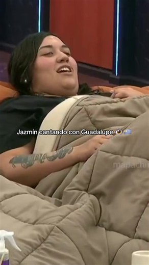 Jazmín cantando con Guadalupe en Gran Hermano 👁️🇺🇾
