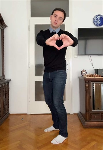 18 лет и габбер: Хоккени и хоббихорсинг