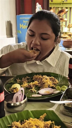 I Tried best food in Hyderabad | హైదరాబాద్ ఫుడ్ వ్లాగ్ 😋 #foodvlog #hyderabad #telugushorts #vlog