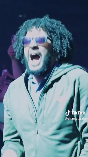 Shawn Corbit's Favorite Song Revealed at Queen Of Me Tour!