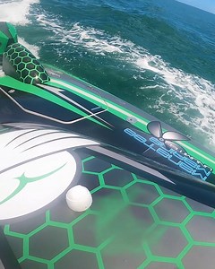 279K views · 754 reactions | Major race boat fail! #raceboat #boats #fails #towboat #miami #boatsnaps #fastresponsemarine | BoatSnaps | Facebook