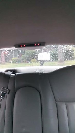 2003 Lincoln Town Car park aid