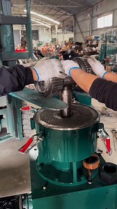 138K views · 1.9K reactions | Industrial animal feed press High-pressure operation with uniform pellet density Whatsapp: wa.me/+8615966681218 | TCPEL - Fabricante profesional de máquinas de pellets | Facebook