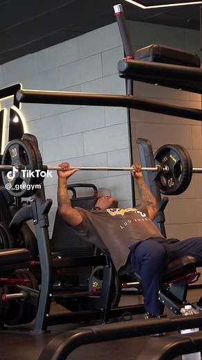 Deep stretch at the bottom for extra gains