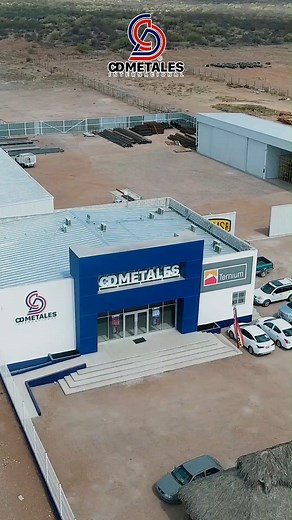 ¿En donde quieres poner techo de lámina? Recuerda que en CD Metales Guaymas 📍 somos fabricantes y te la realizamos a la medida 😉 olvidate de las uniones y goteras‼ 🟨𝐓𝐫𝐚𝐛𝐚𝐣𝐚𝐦𝐨𝐬 𝐬𝐨𝐛𝐫𝐞 𝐩𝐫𝐨𝐲𝐞𝐜𝐭𝐨𝐬 🔥Lámina acanalada para techo $25 pie iva *Válido al 31/12/23* Encuentra: 🔴Lámina 🔴Ferretería 🔴Perfilería 🔴Acero 🔴Tablaroca y mas Aceptamos tarjeta 💳 Cotiza por whatsapp aquí 👉 📲622 124 16 16 o llama al ☎️ 6221230637 📌Carretera internacional 133 pasando el puente de San C