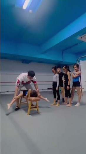【女子体操】開脚270度！