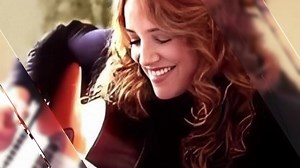 Um novo ciclo se inicia hoje pra você, Ana Carolina! Sua família, seus amigos, sua equipe e principalmente sua legião incrível de fãs te amam e é pra sempre! 🤍 Que comece esse clima festivo e que o ano seja mais que especial pra você! Com amor de todos! #timeAC! | Ana Carolina