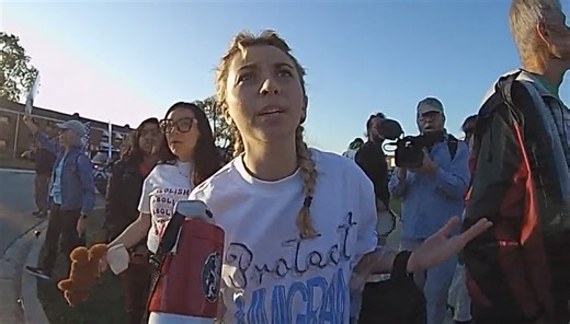 'Broadview Six' ICE protesters can see White House communications about their case — if they exist