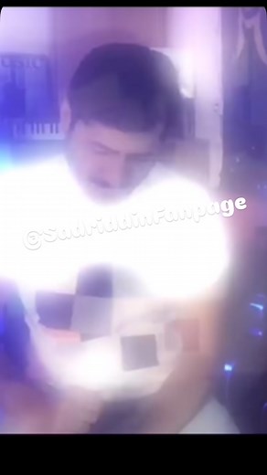 Sadriddin’s_officialfanclub on Instagram: "LIVE PERFORMANCE DURING EUROPE TOUR CONCERT IN 2017 BY OUR KING! @sadriddinofficialmusic"