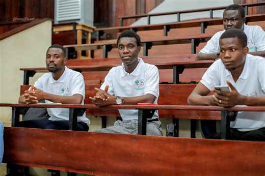 Côte d'Ivoire : Journée de célébration des 20 ans du Laboratoire de chimie bioorganique et de substances naturelles (LCBOSN) - Abidjan.net Photos