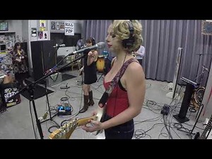 Samantha Fish - "Hello Stranger"
